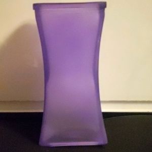 Gorgeous lavender glass vase